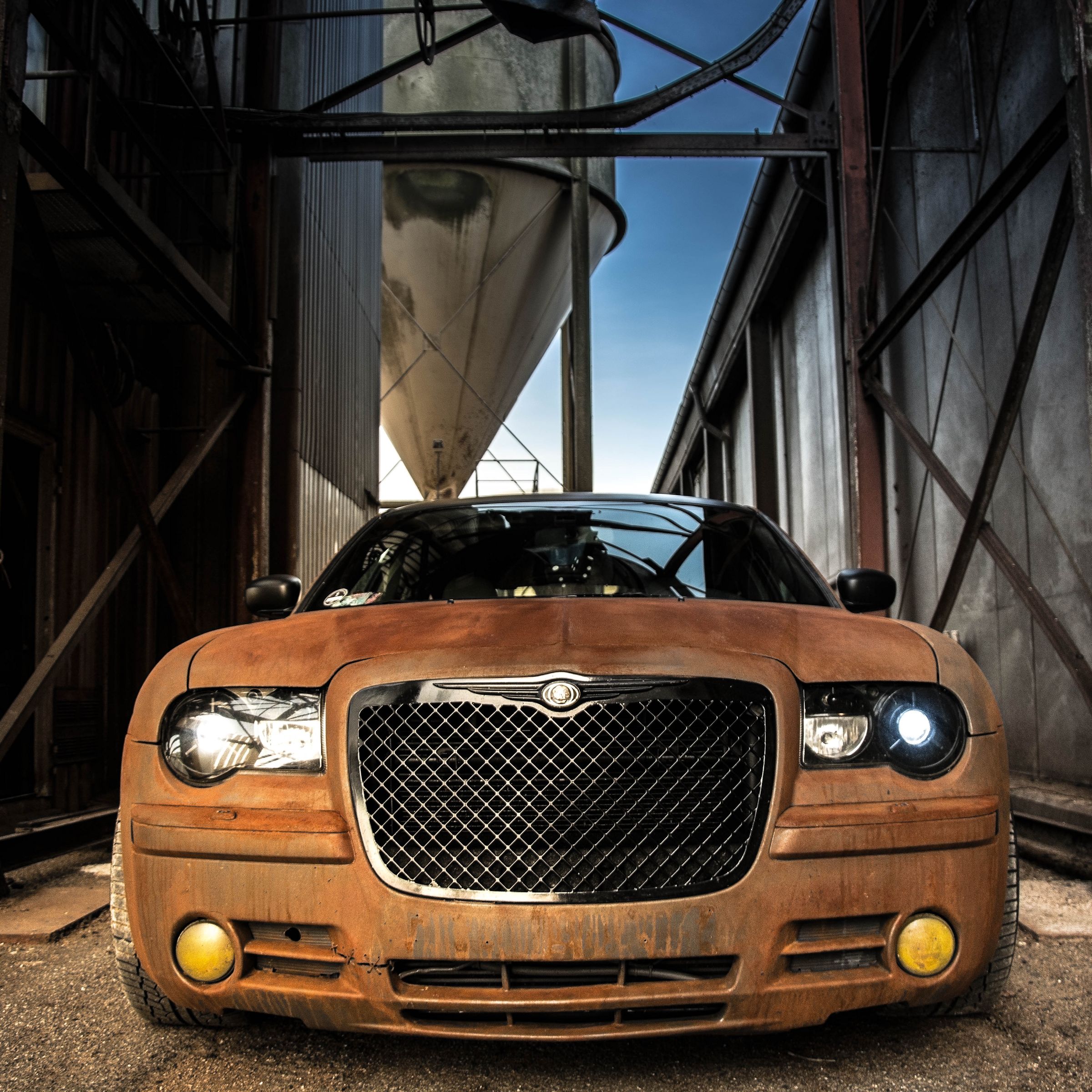 im Rat-Look lackierter Chrysler