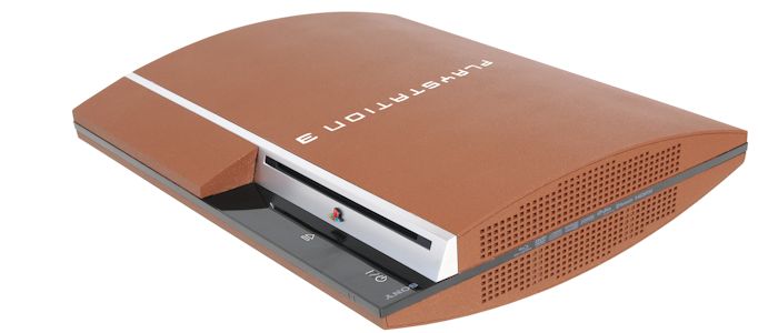 Spielekonsole aus Kunststoff mit Rostlack kreativ verschönert