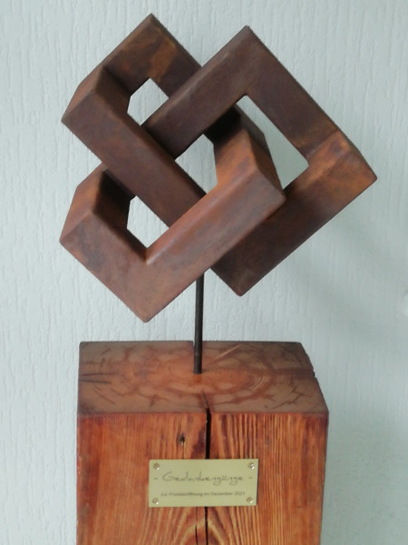 statur-kunst-rostfarbe
