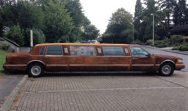 Stretch-Limousine im Ratlook-Design